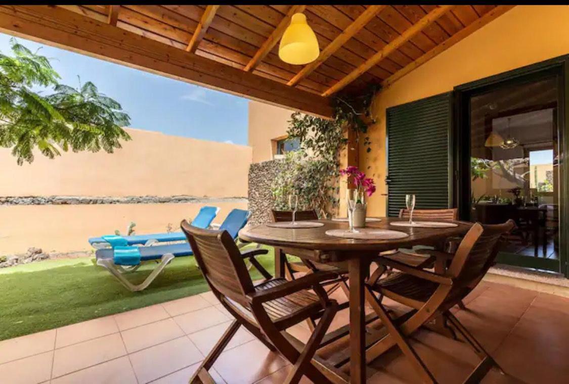Vivienda Vacacional Orquidea コラレホ エクステリア 写真